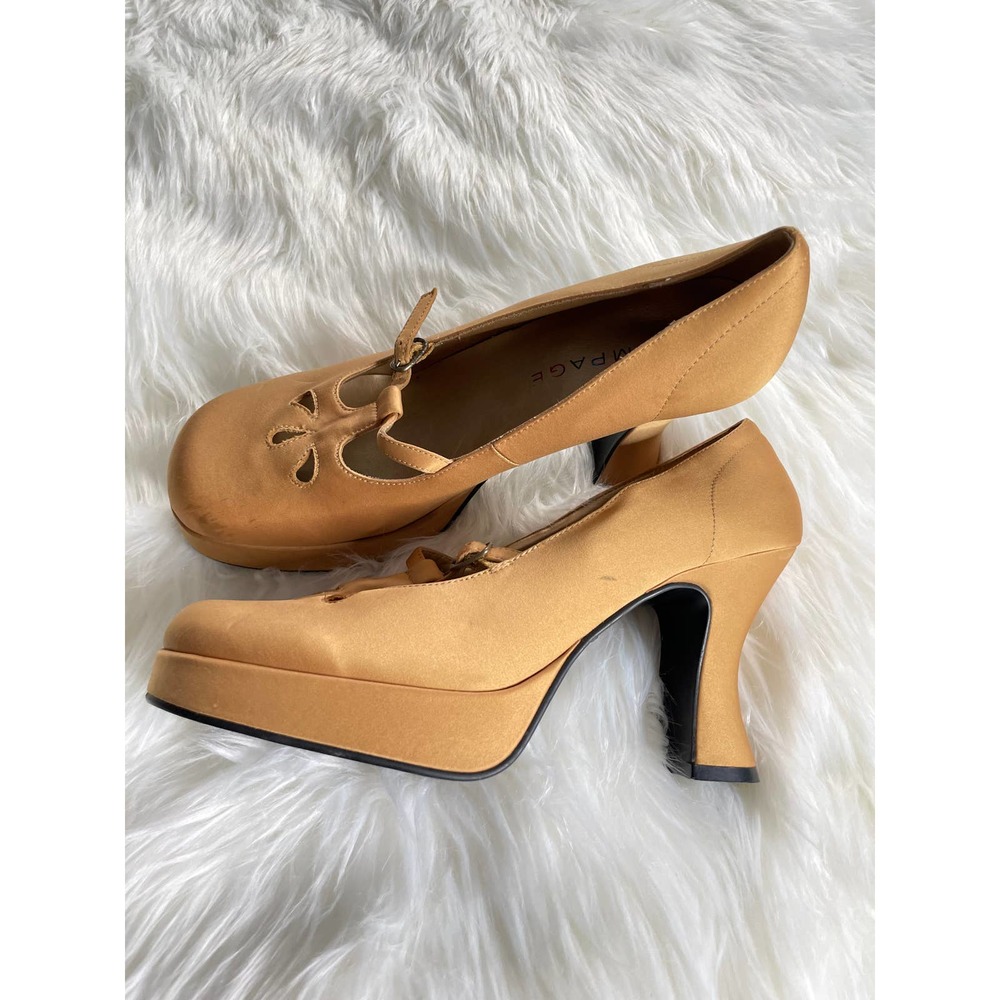 Rampage Buckle Sandal Beige chunky platform y2k heels 9 1/2 M